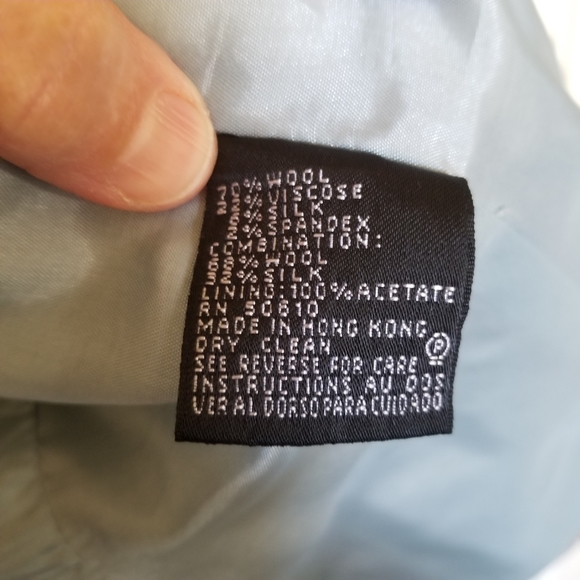 Beautiful Albert Nipon 2pc pant suit.  Size 8. Excellent condition. - Picture 10 of 10